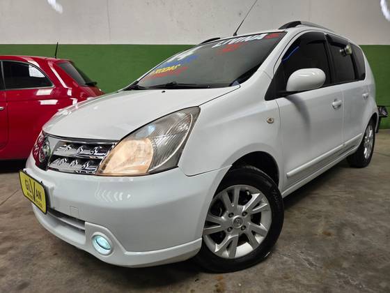 NISSAN LIVINA 1.8 S 16V FLEX 4P AUTOMÁTICO NISSAN LIVINA 1.8 S 16V FLEX 4P AUTOMÁTICO
